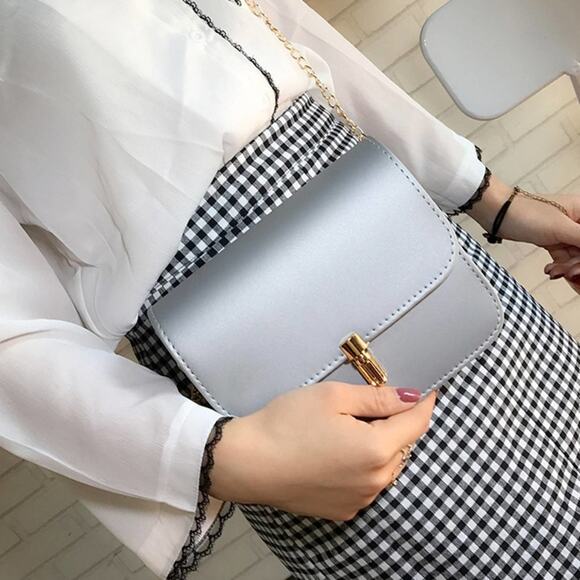 Silvery Gray Chain Crossbody Popular Fashion Bag - Picture 2 of 11